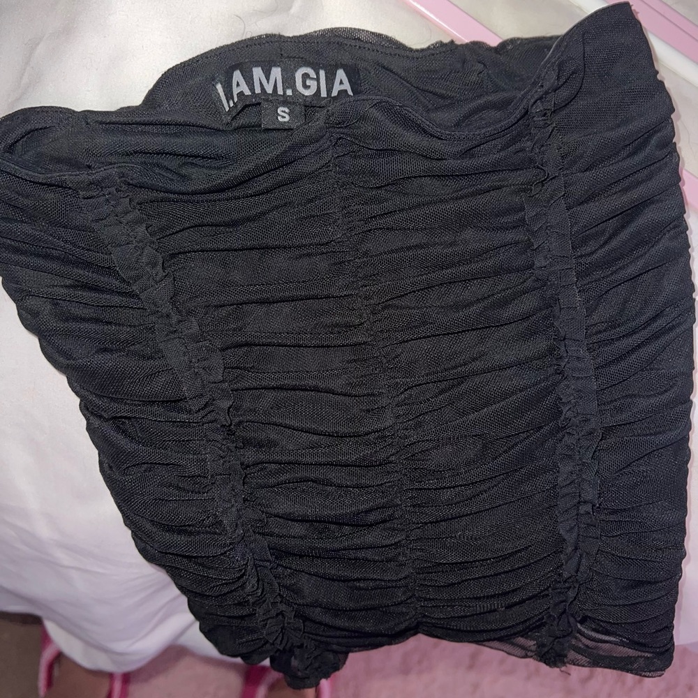 IAMGIA Black Ruched Top